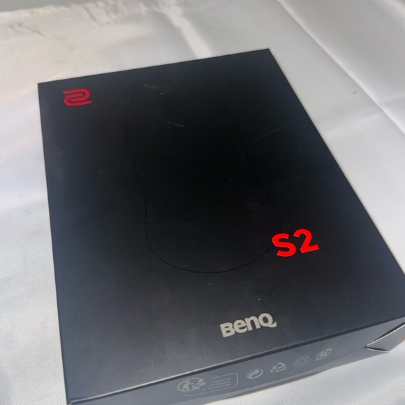 Factory sealed BenQ Zowie wired S2 Black Gaming Mouse for E sports - Picture 3 of 5